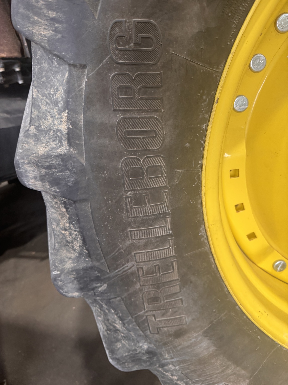 Trelleborg 420/85R34 Image 2