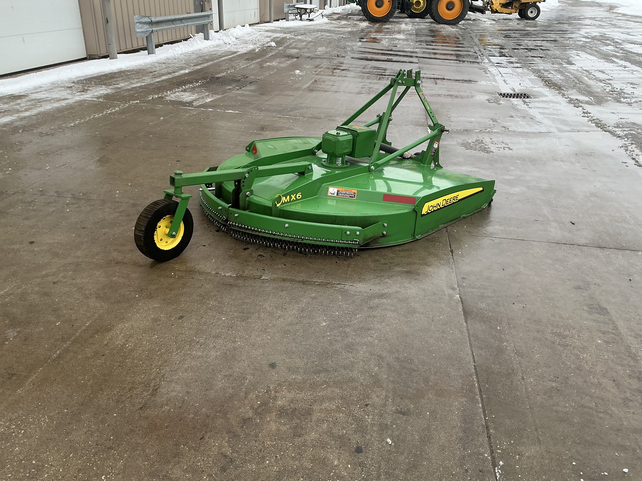 2022 John Deere MX6 Image 5