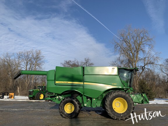 Photo of 2022 John Deere S780