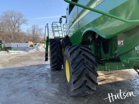 Photo of 2022 John Deere S780