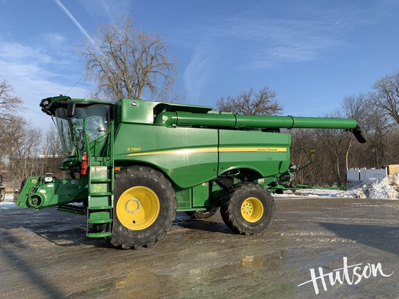 Photo of 2022 John Deere S780