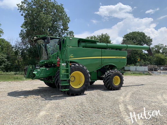 Photo of 2022 John Deere S780