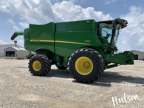 Photo of 2022 John Deere S780
