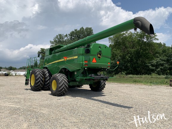 Photo of 2022 John Deere S780