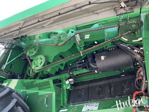 Photo of 2022 John Deere S780