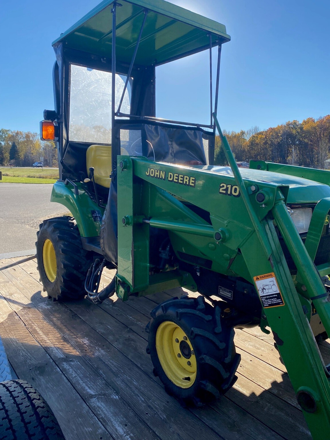 2004 John Deere 2210 Image 5