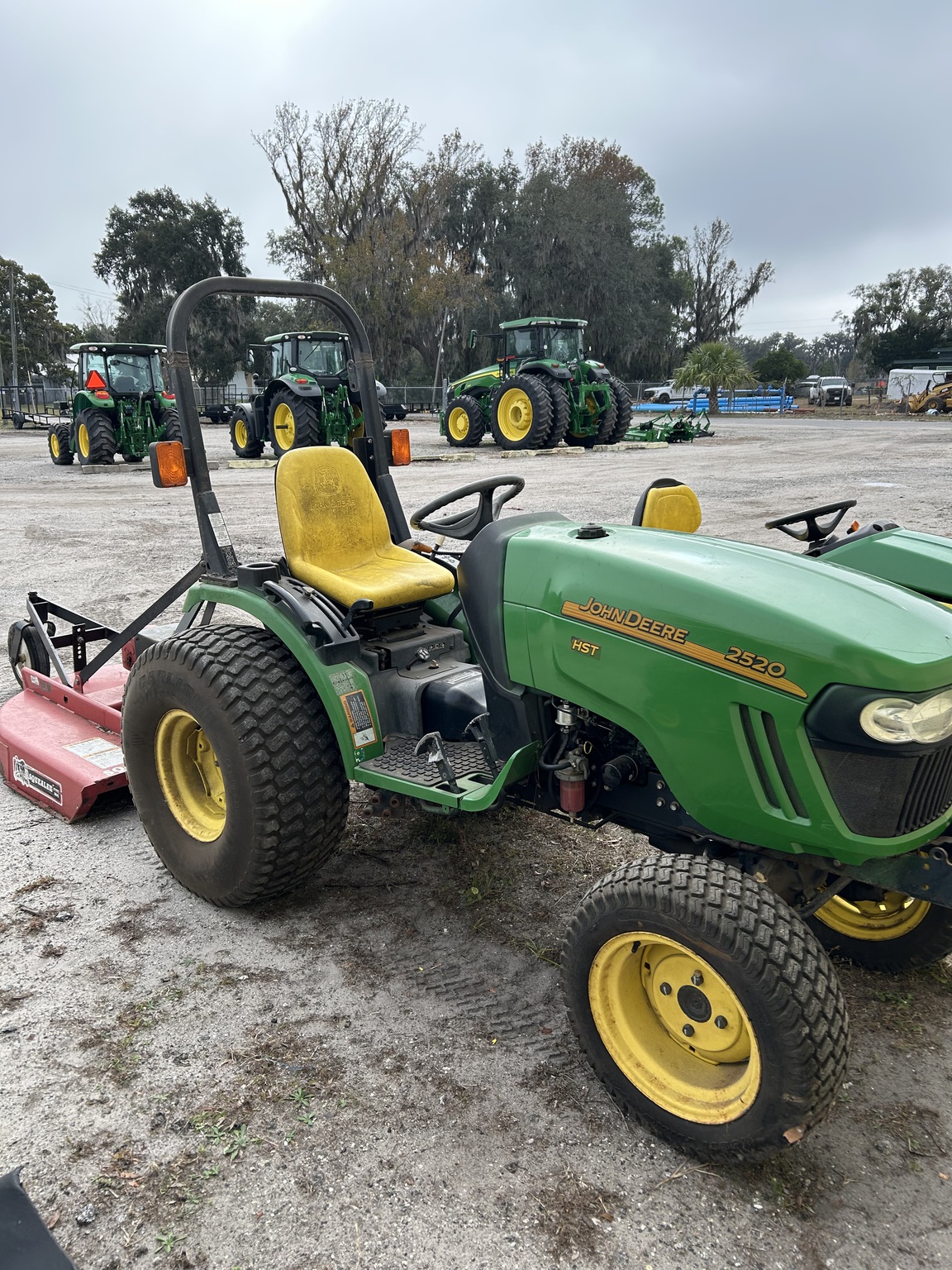 2006 John Deere 2520 Image 2