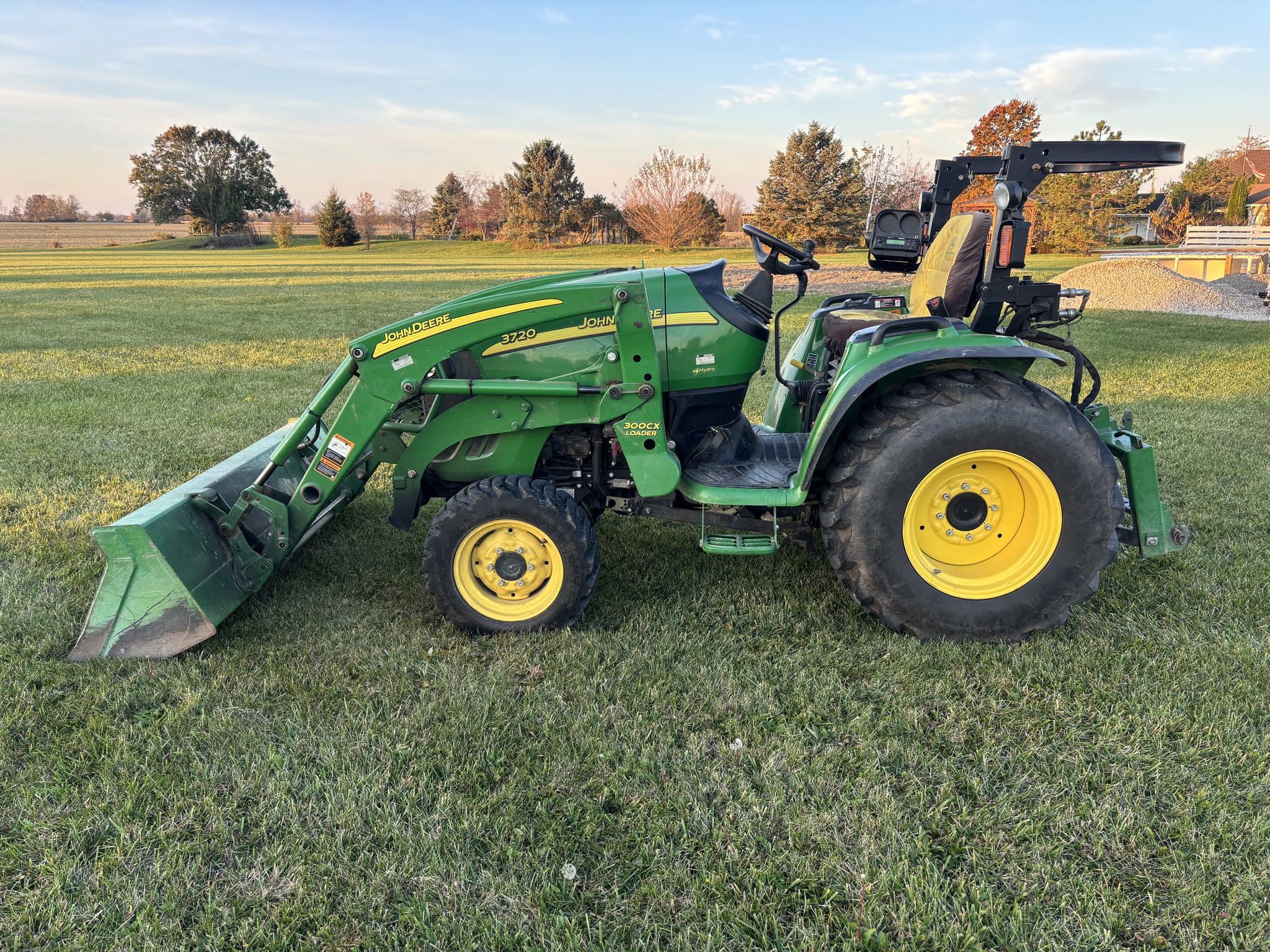 Used 2012 John Deere 3720 Compact Utility Tractors at Koenig Equipment in Botkins, OH - PhotoXL6