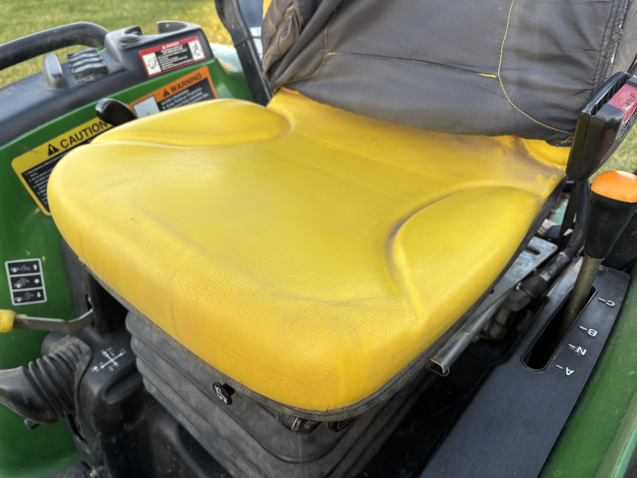 Used 2012 John Deere 3720 Compact Utility Tractors at Koenig Equipment in Botkins, OH - PhotoXL19