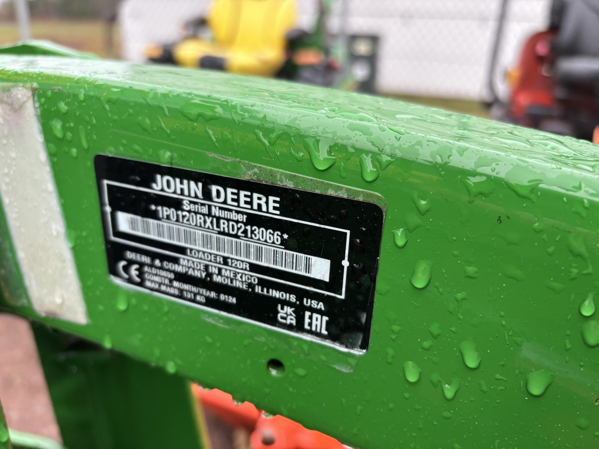 2023 John Deere 1025R Image 10