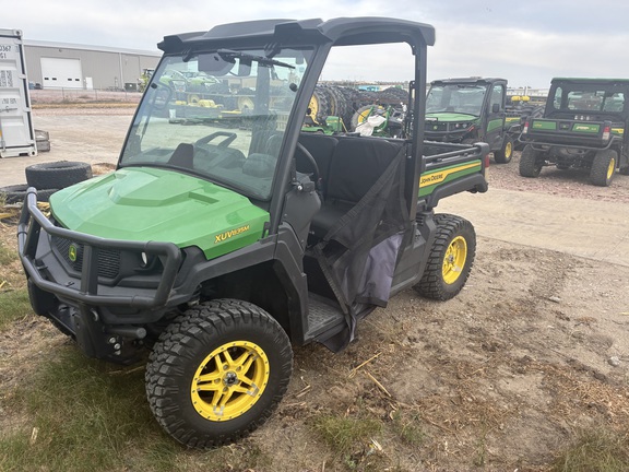 2021 John Deere XUV 835M Used Equipment