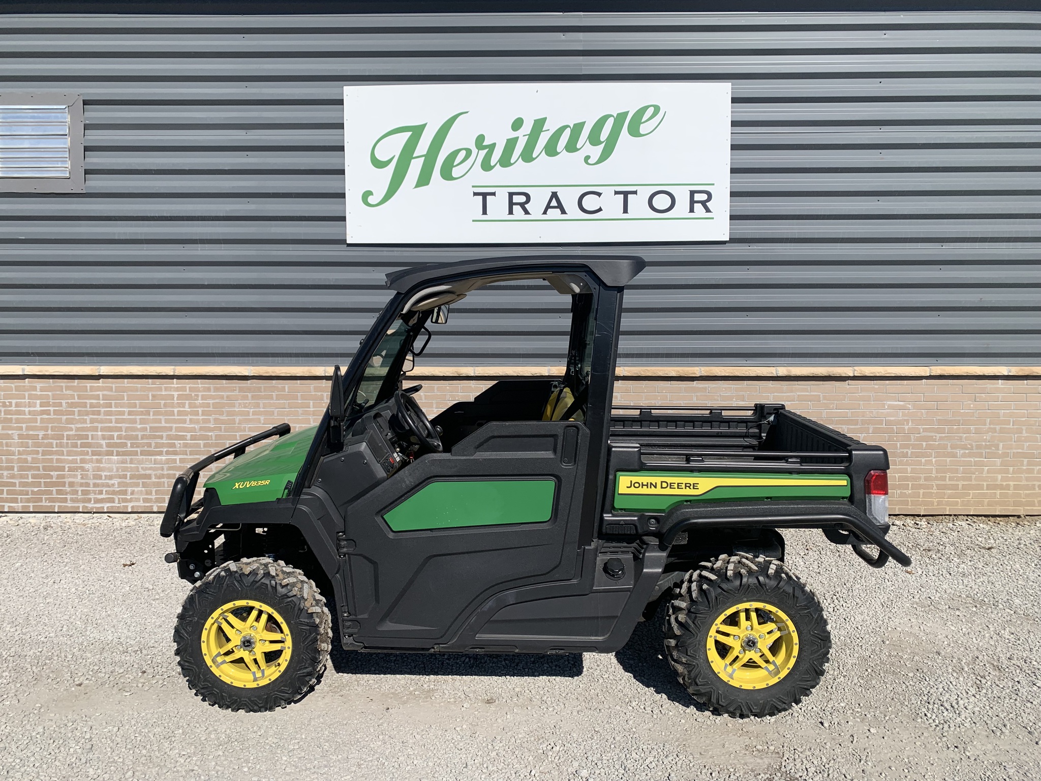  2021 John Deere XUV 835M at Heritage Tractor in Smithville, MO