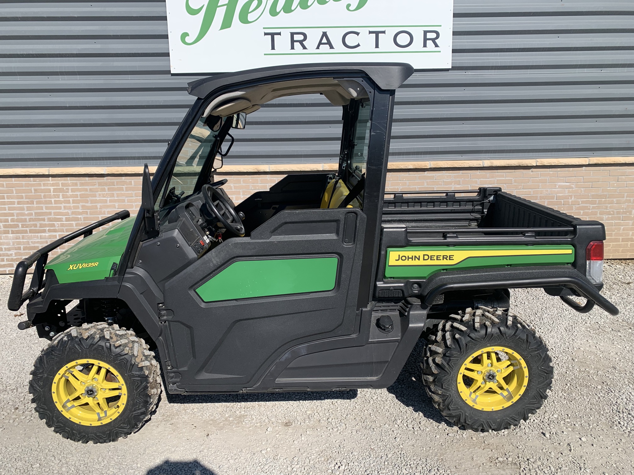 2021 John Deere XUV 835M at Heritage Tractor in Smithville, MO
