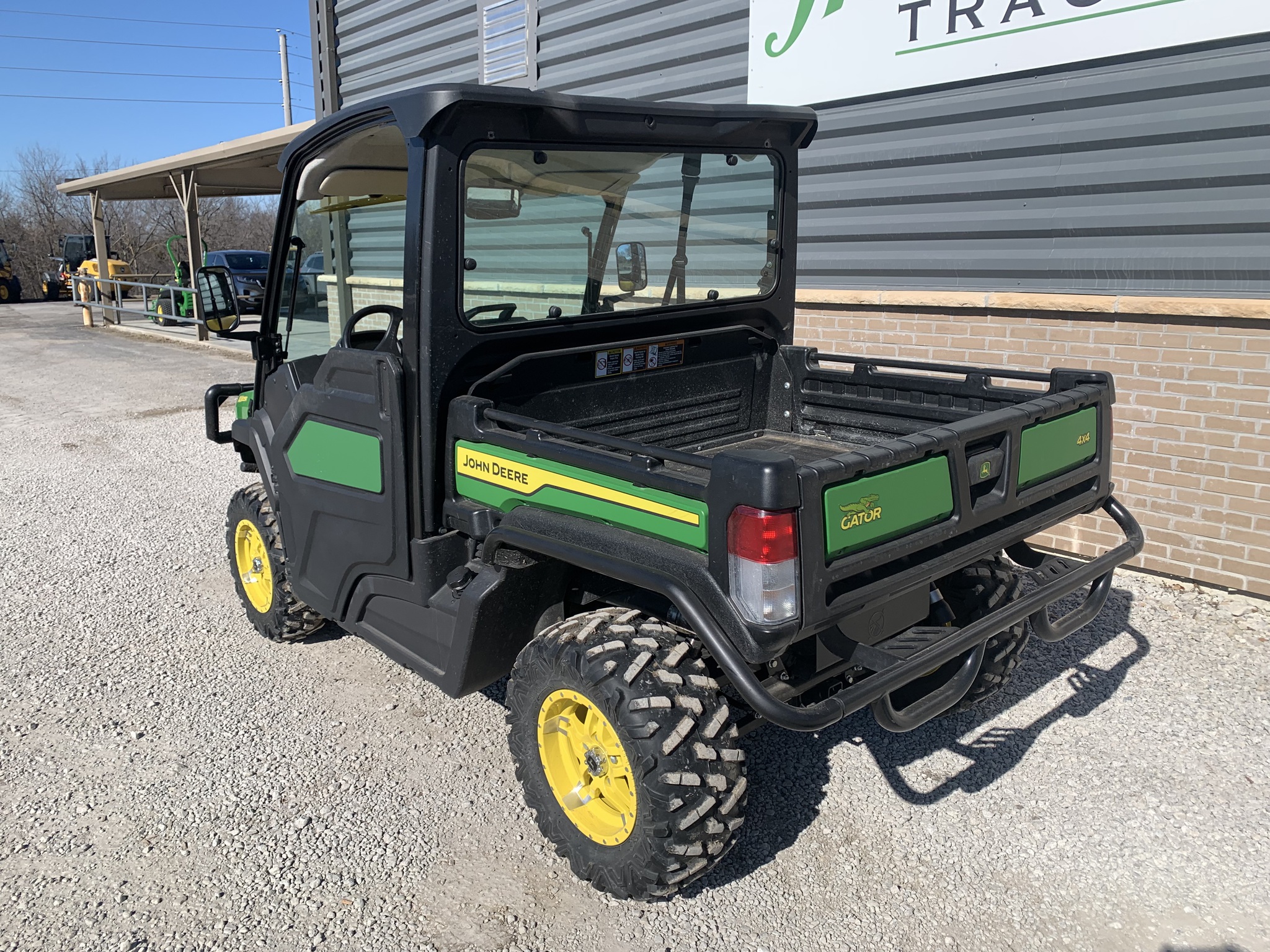  2021 John Deere XUV 835M at Heritage Tractor in Smithville, MO