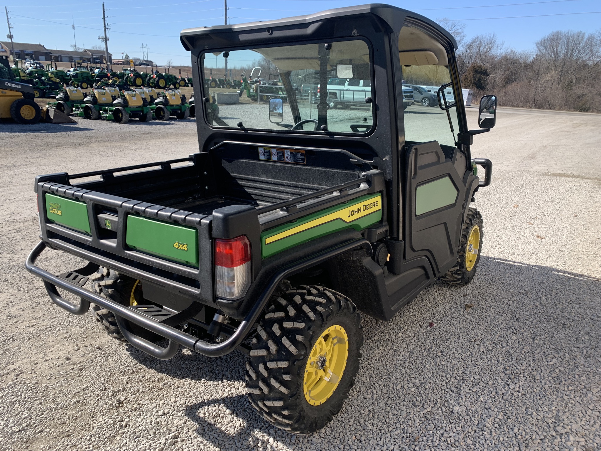  2021 John Deere XUV 835M at Heritage Tractor in Smithville, MO
