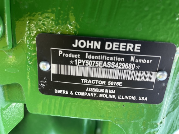 2025 John Deere 5075E - Photo35