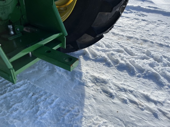 2025 John Deere 5075E - Photo30