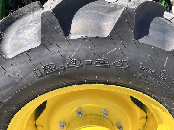 2025 John Deere 5075E - Photo5