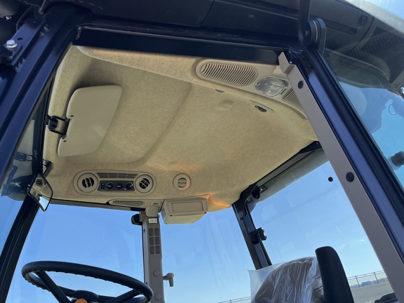 2025 John Deere 5075E - Photo22