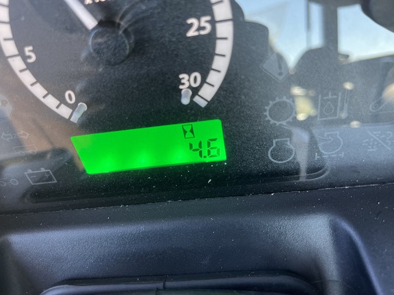 2025 John Deere 5075E - Photo26