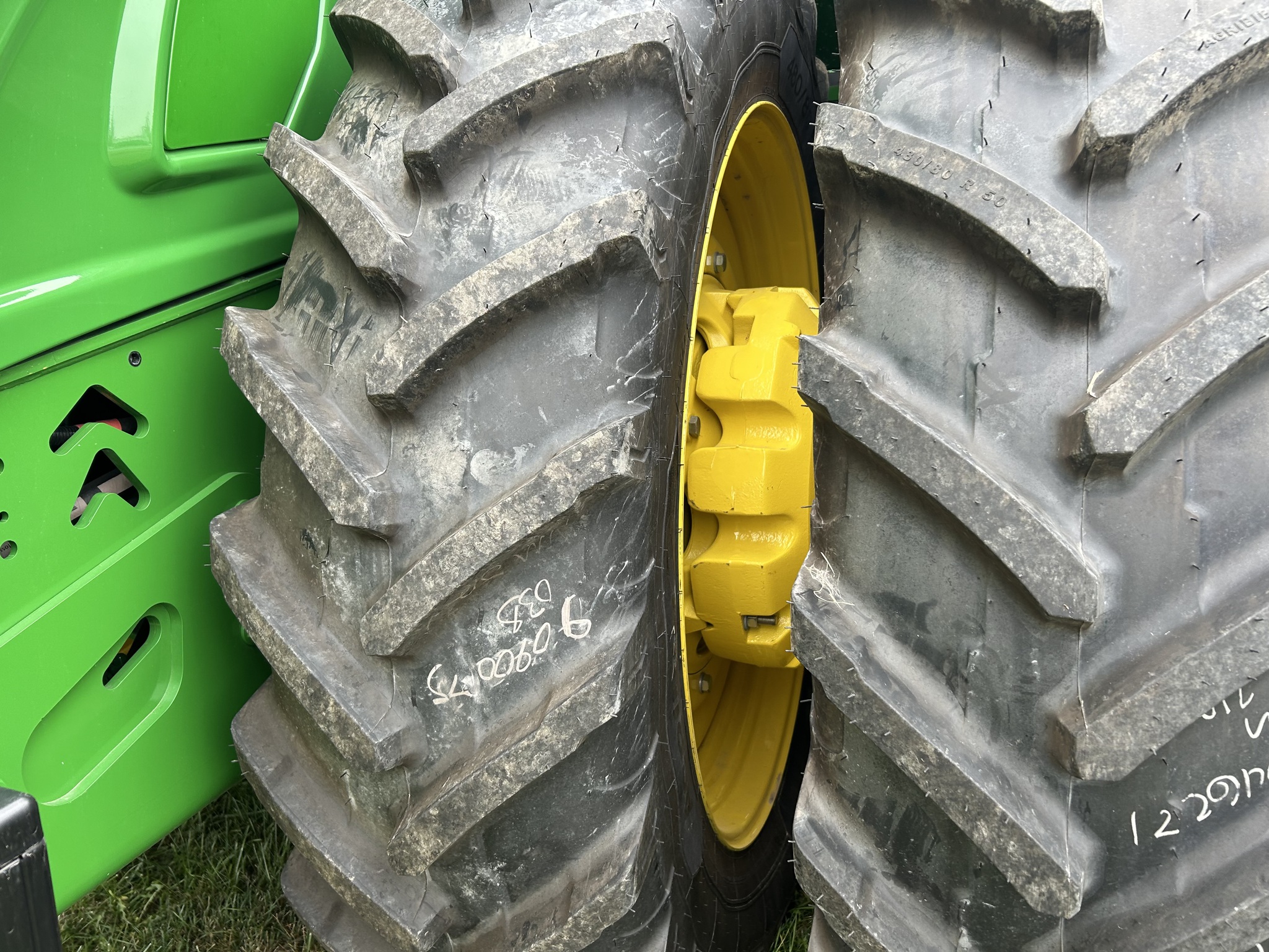 2025 John Deere 9R 590 Image 15