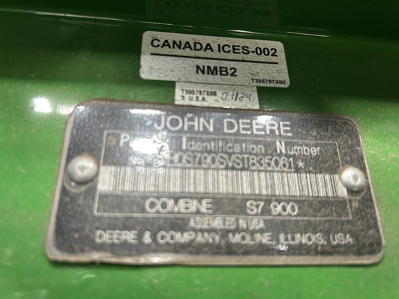 Used 2025 John Deere S7 900 Combines at Horizon Ag & Turf in Lloydminster, AB - Photo5