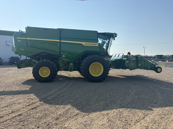 Used 2025 John Deere S7 900 Combines at Horizon Ag & Turf in Lloydminster, AB - Photo5