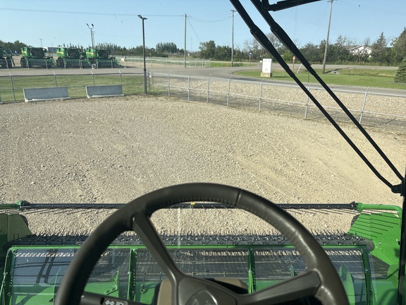Used 2025 John Deere S7 900 Combines at Horizon Ag & Turf in Lloydminster, AB - Photo25