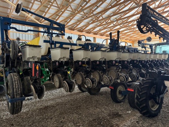 2019 Kinze 3600