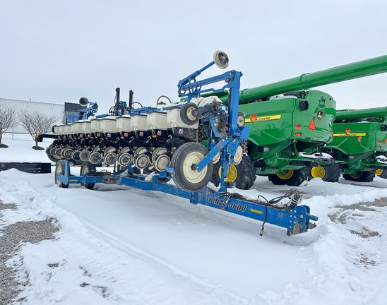 2019 Kinze 3600