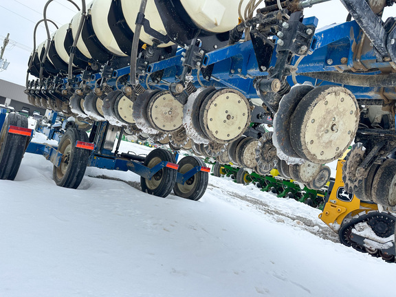 2019 Kinze 3600