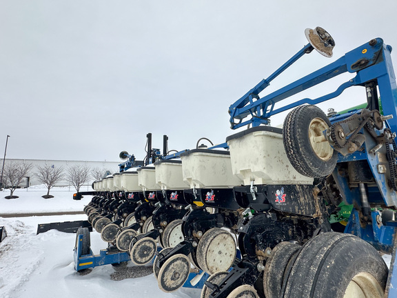 2019 Kinze 3600