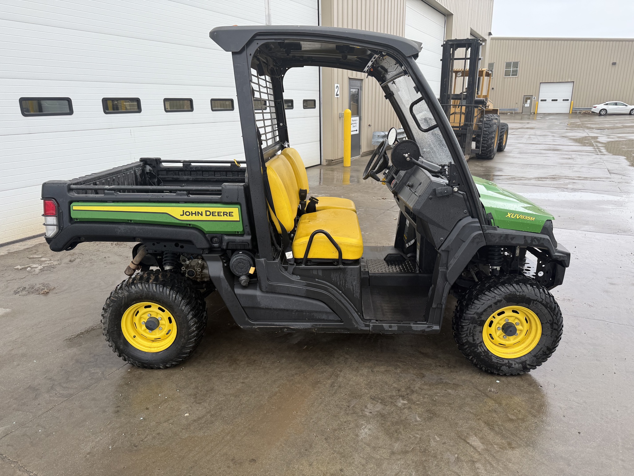 2022 John Deere XUV 835M Image 2