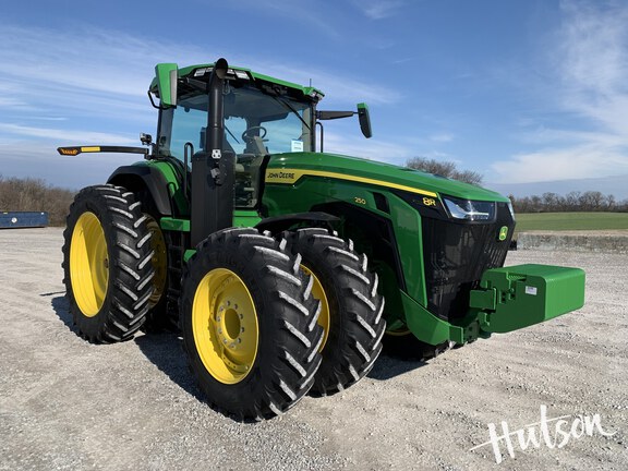 Photo of 2024 John Deere 8R 250