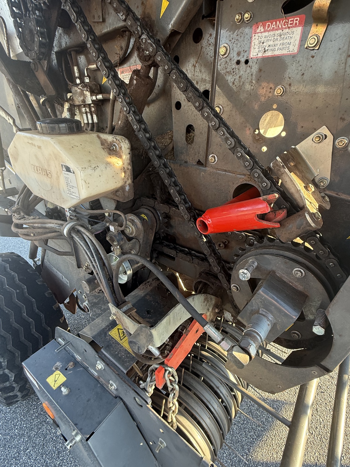 2015 Claas 360 Image 16