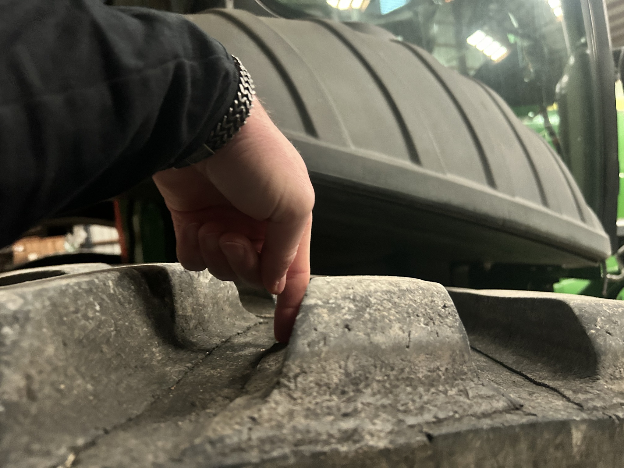 2013 John Deere 8360RT Image 11