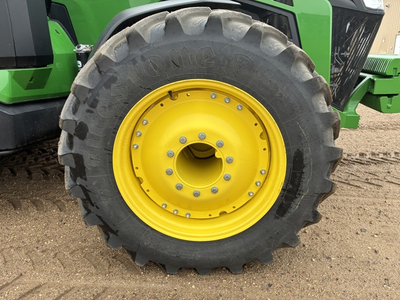 2025 John Deere 8R 340 - Photo13