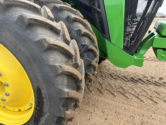 2025 John Deere 8R 340 - Photo15