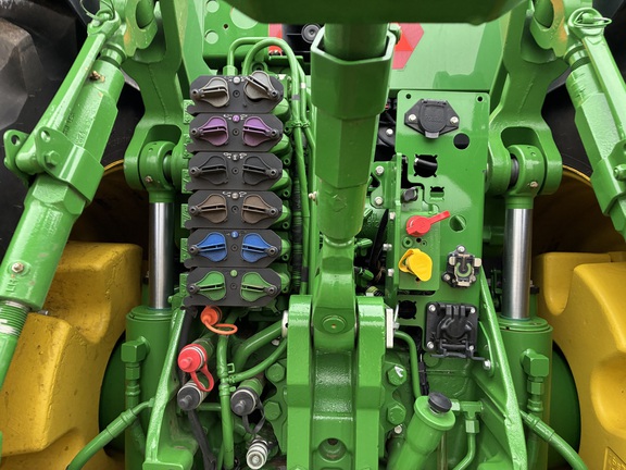 2025 John Deere 8R 340 - Photo32