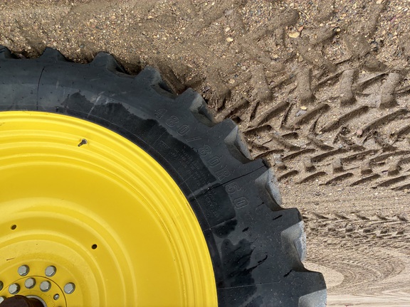 2025 John Deere 8R 340 - Photo18