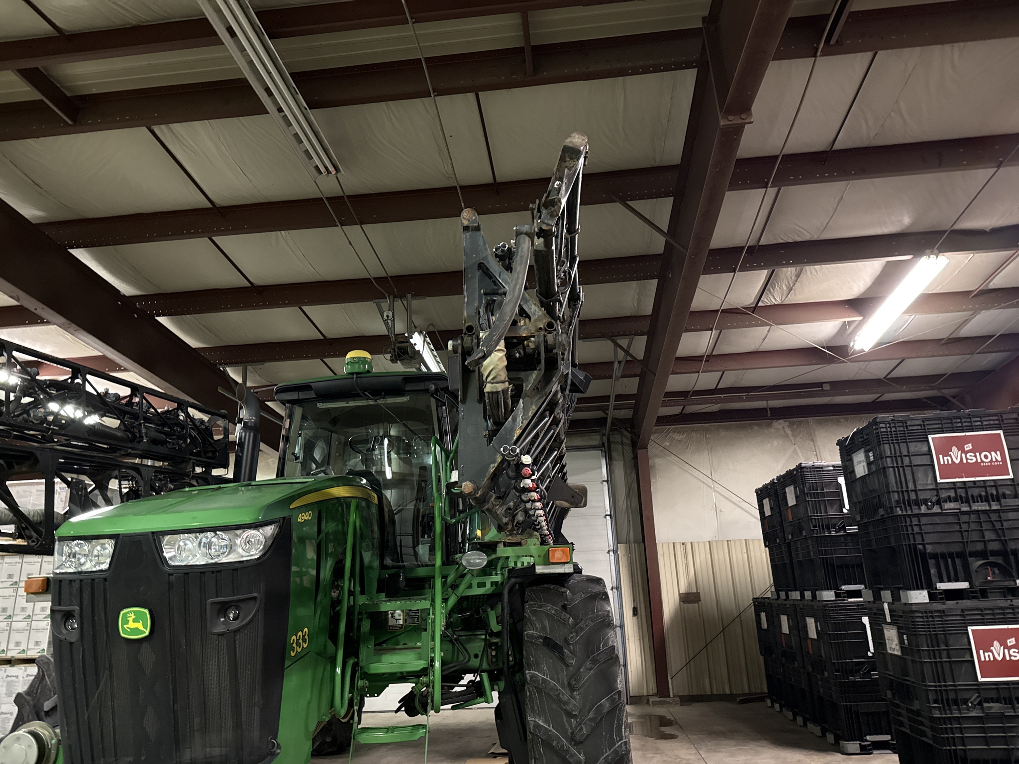 2013 John Deere 4940 Image 2