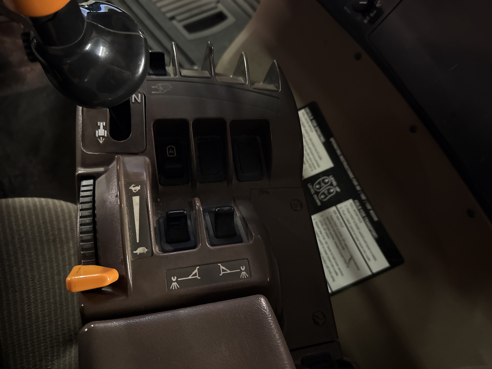 2013 John Deere 4940 Image 80