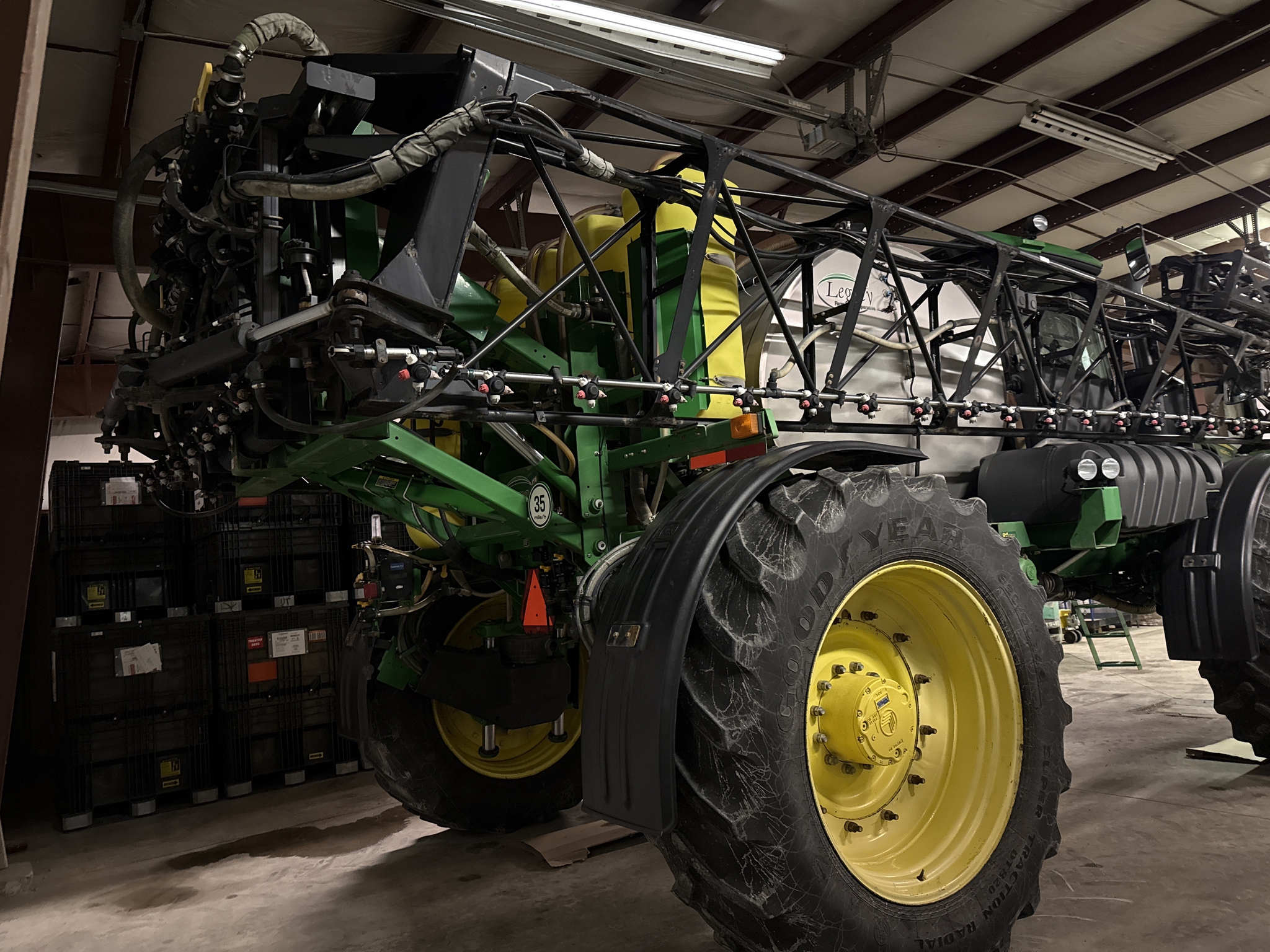 2013 John Deere 4940 Image 25