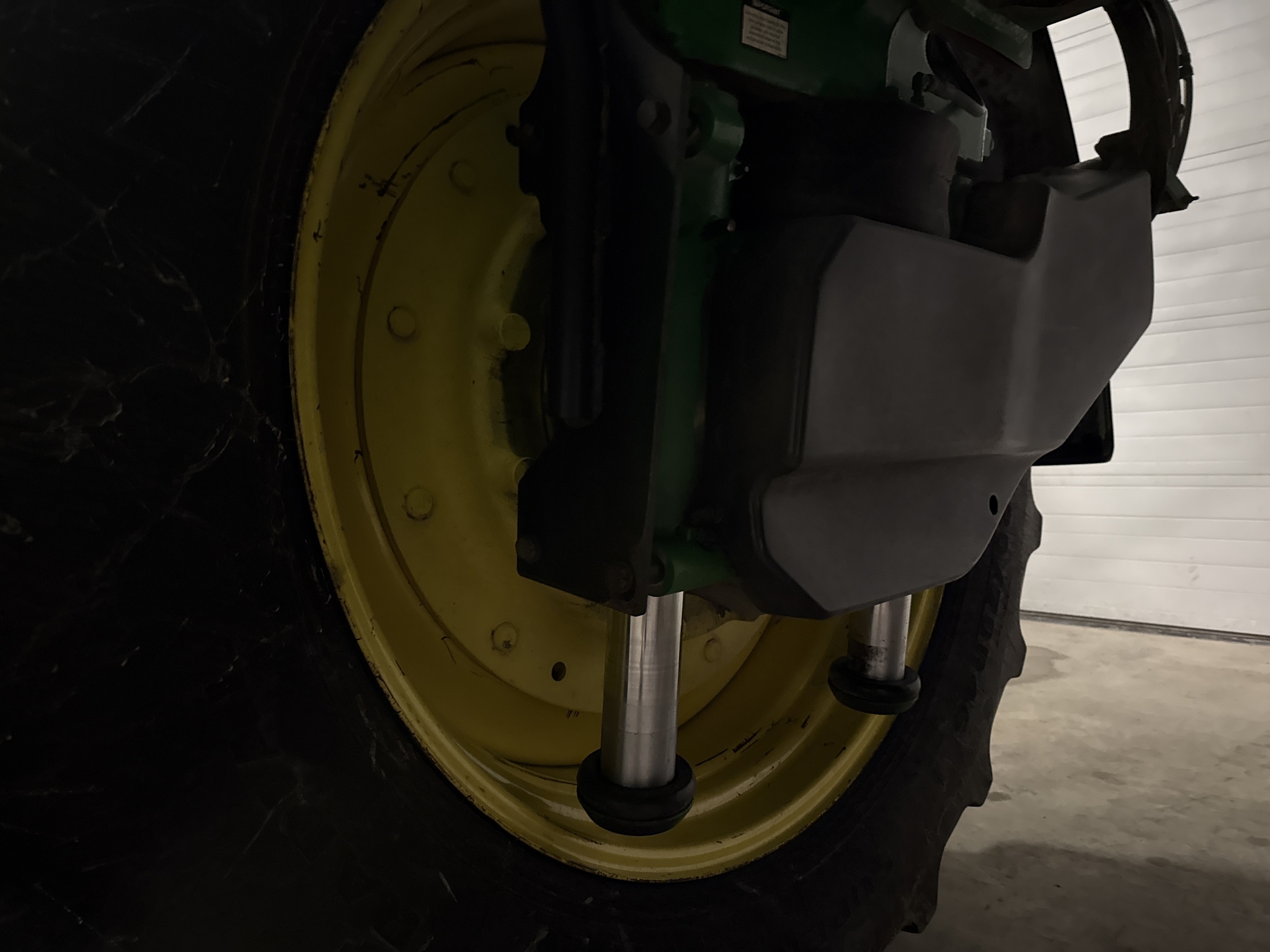 2013 John Deere 4940 Image 34