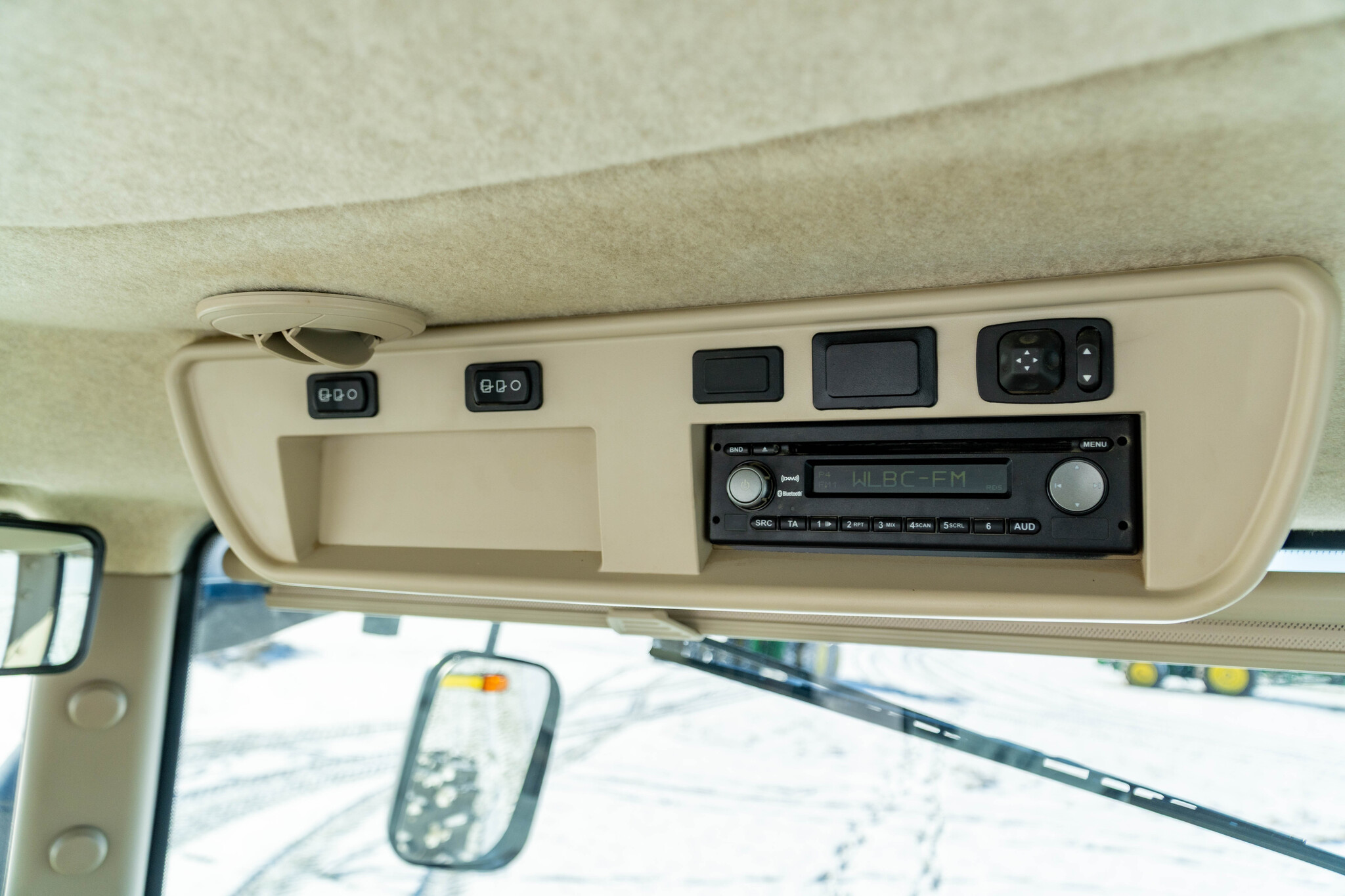 Used 2015 John Deere 8270R Row Crop Tractors at Koenig Equipment in Anna, OH - PhotoXL33