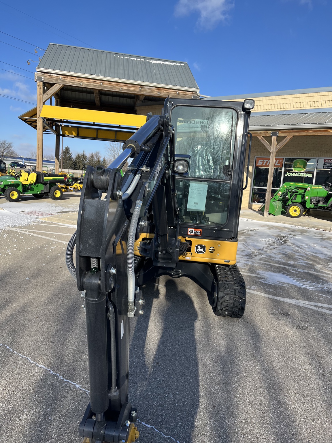 2025 John Deere 30 P Image 4