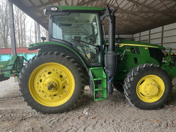 Photo of 2023 John Deere 6R 145