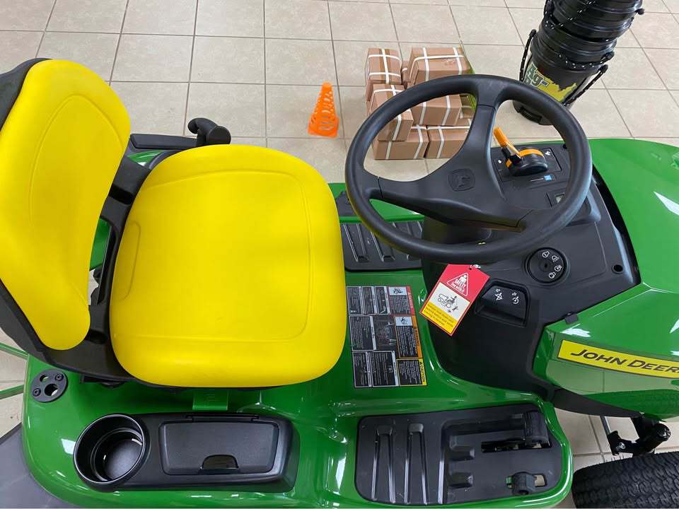 2025 John Deere S240 Image 6