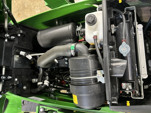 New In-Stock 2024 John Deere 1025R Compact Utility Tractors at Koenig Equipment in Botkins, OH - Photo18