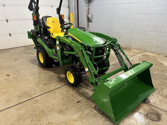 New In-Stock 2024 John Deere 1025R Compact Utility Tractors at Koenig Equipment in Botkins, OH - Photo3